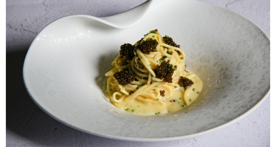 Spaghetti alla chitarra con burro e caviale